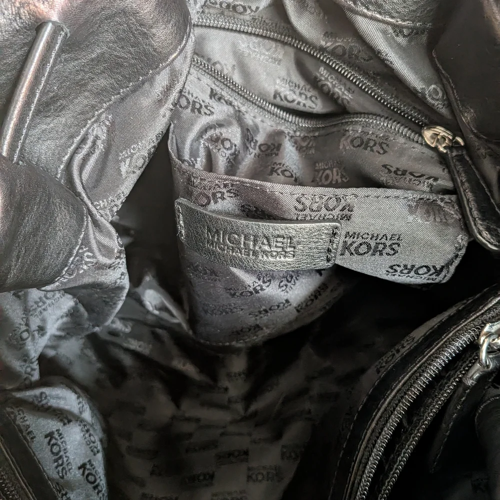 Michael Kors Grayson Black Leather Handbag Silver Hardware - Picture 12 of 16